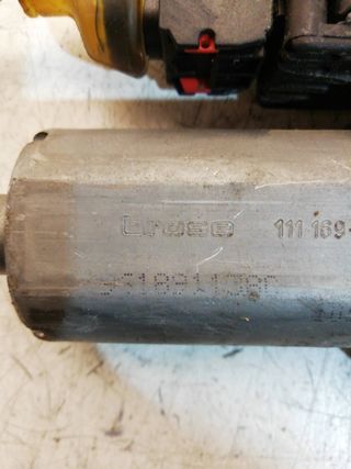 MOTOR ELEVALUNAS DELANTERO IZQUIERDO PEUGEOT 406 BERLINA (S1