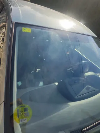 Nissan Almera 2001