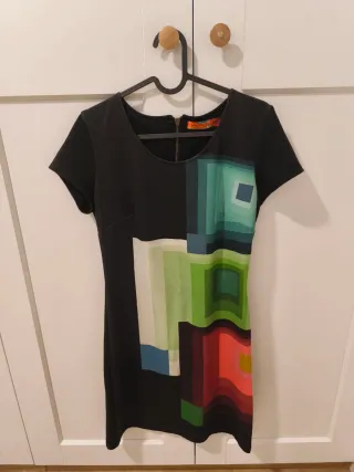 Vestido Desigual Negro Multicolor Geométrico