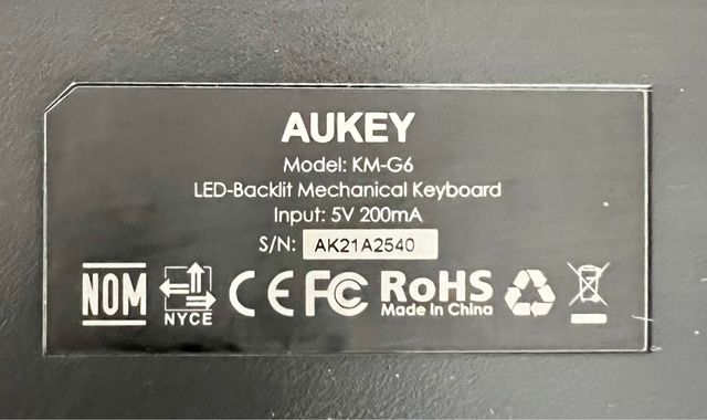Teclado Mecánico AUKEY Led RGB Negro