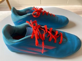 Zapatillas Fútbol Sala Azul y Rosa