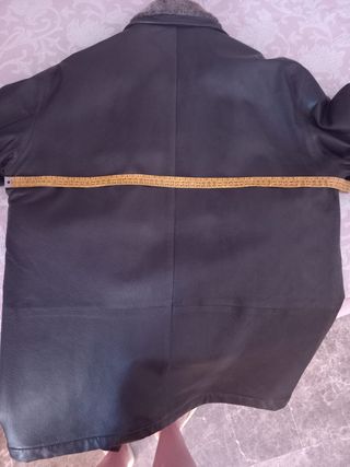 Abrigo de Piel Negro