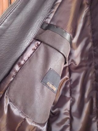 Abrigo de Piel Negro