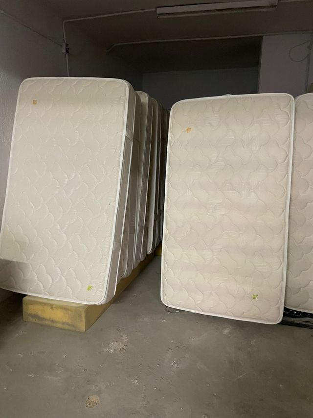 Colchones somieres bases tapizadas de hoteles