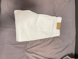 Pantalón tejano blanco zara