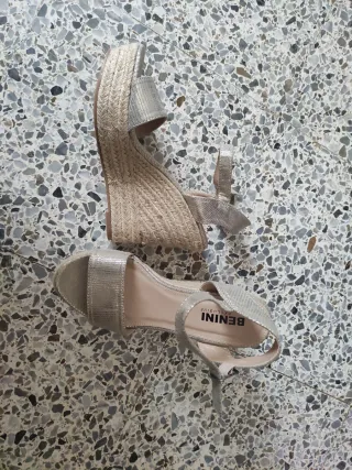 Cuña alta dorada BENINI