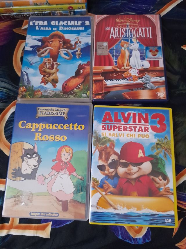16 DVD tutti insieme a 10 euro