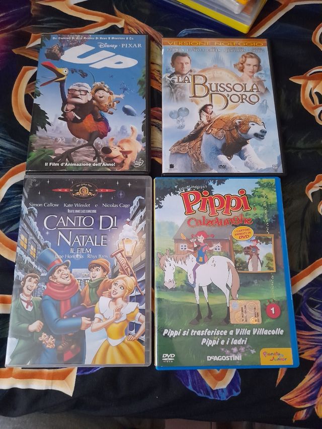 16 DVD tutti insieme a 10 euro