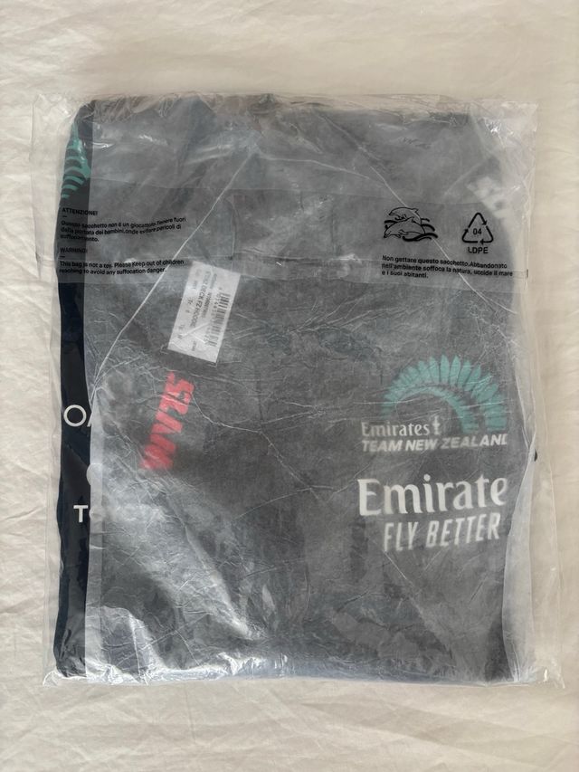 Sudadera Slam Emirates Team Copa America