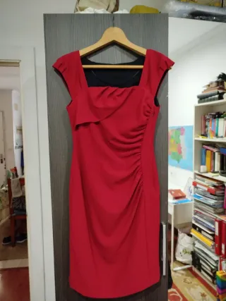 Vestidos LALAI floral rojo y negro