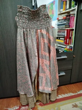 Vestidos LALAI floral rojo y negro