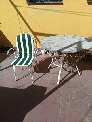 Conjunto mesa y 4 sillas exterior