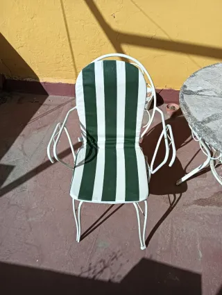 Conjunto mesa y 4 sillas exterior
