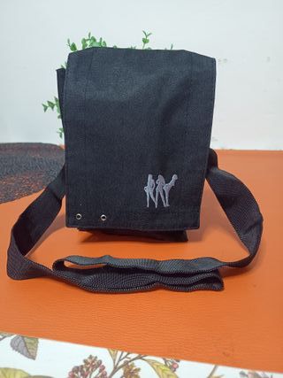 Bandolera modelo AXE