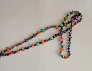 Collana pietre colorate