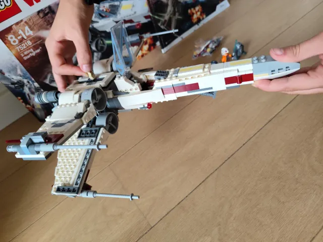 Lego Star Wars X-Wing Starfighter 75218