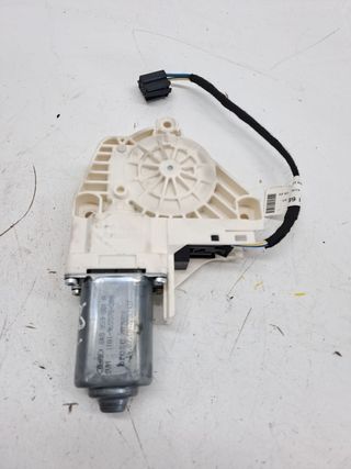 MOTOR ELEVALUNAS DELANTERO IZQUIERDO AUDI A6 BERLINA (4F2)