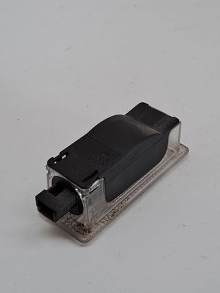 LUZ INTERIOR MERCEDES-BENZ CLASE E COUPE (BM 238) (3)