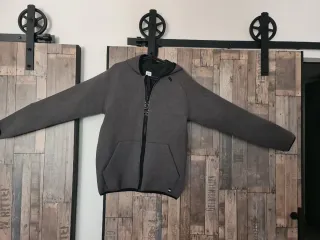 Chaqueta Hugo Boss Neopreno Gris