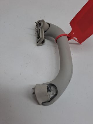 AGARRADEROS SEAT LEON (1P1) (6)