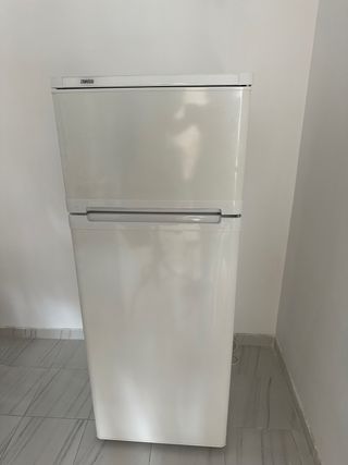 Nevera Zanussi Blanca