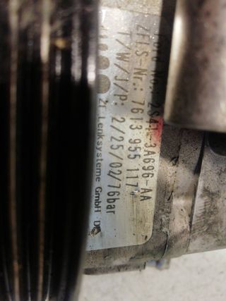 BOMBA SERVODIRECCION FORD FOCUS BERLINA (CAK) (5)