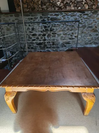 Mesa de centro de madera rústica