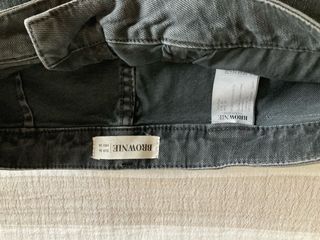 Minifalda negra con tachas