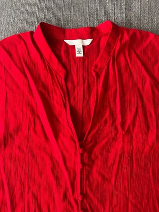 Blusa roja H&M