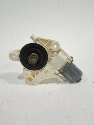 MOTOR ELEVALUNAS DELANTERO IZQUIERDO FORD FOCUS BERLINA (CAP (3)