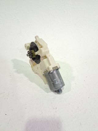 MOTOR ELEVALUNAS DELANTERO IZQUIERDO FORD FOCUS BERLINA (CAP (3)