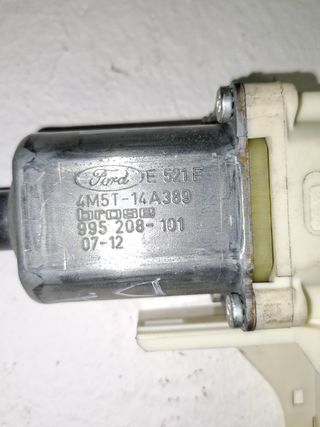 MOTOR ELEVALUNAS DELANTERO IZQUIERDO FORD FOCUS BERLINA (CAP (3)