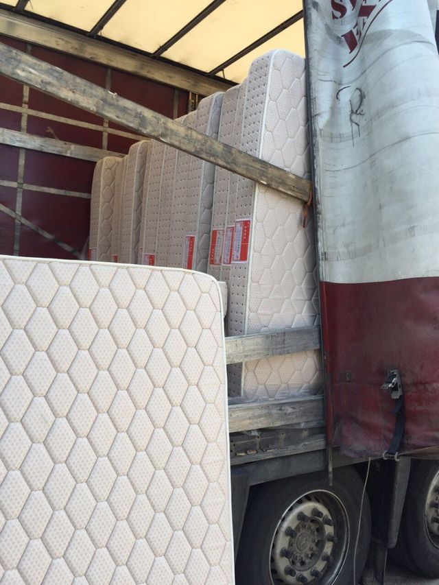 Camas de hoteles y de devolución de Amazon