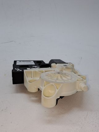 MOTOR ELEVALUNAS DELANTERO IZQUIERDO FORD FOCUS SPORTBREAK (