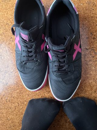 Zapatillas Fútbol Sala talla 39 perfecto estado