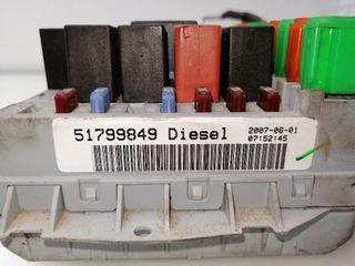 CAJA RELES / FUSIBLES FIAT LINEA (110)