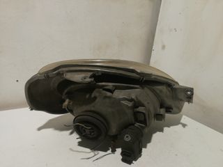 FARO IZQUIERDO RENAULT TRAFIC COMBI (AB 4.01) (2)