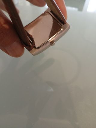 Reloj Clásico Caballero Cuadrado Correa Cuero