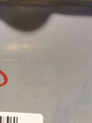 MOTOR ELEVALUNAS DELANTERO DERECHO SEAT CORDOBA BERLINA (6L2