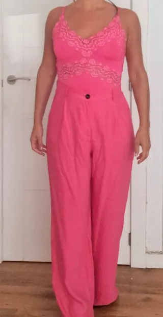 Conjunto Zara Top y Pantalón Rosa