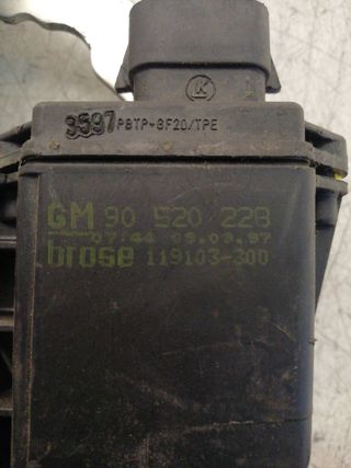 ELEVALUNAS DELANTERO DERECHO OPEL VECTRA A