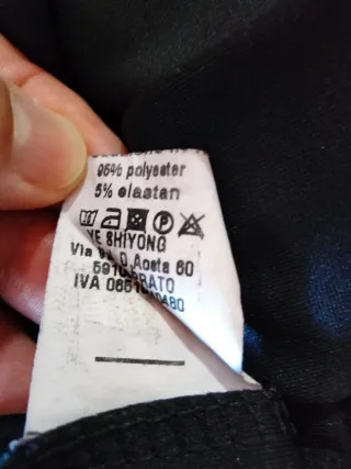 Vestido negro encaje y crepé manga larga