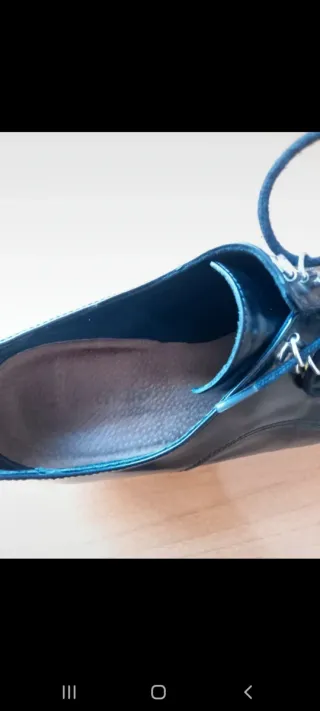 Zapatos negros Fórmula Joven.