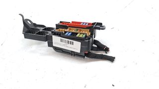 CAJA RELES / FUSIBLES AUDI Q7 (4LB) (2)