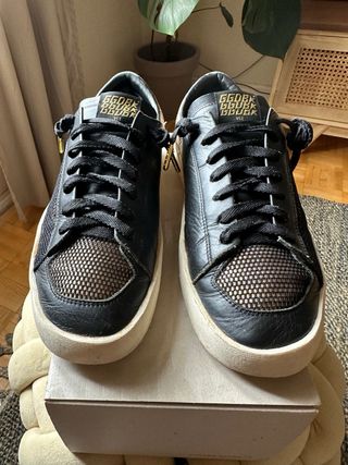 Golden Goose Sneakers