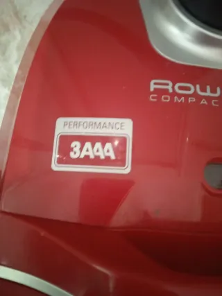 ASPIRADORA ROJA MARCA ROWENTA COMPACT POWER 