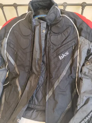 Chaqueta Moto Mujer BKS Negra Roja
