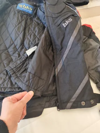 Chaqueta Moto Mujer BKS Negra Roja