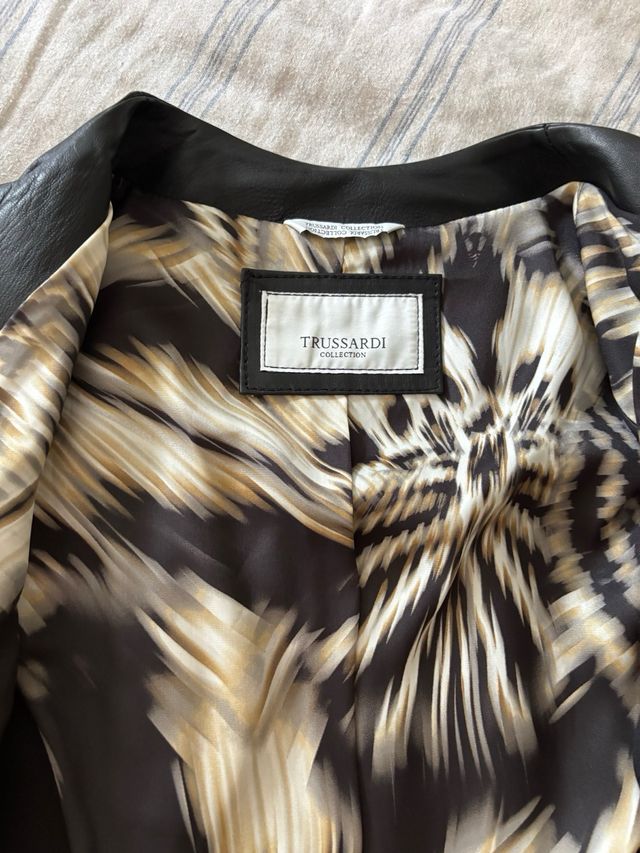 Cazadora Piel Trussardi Negra