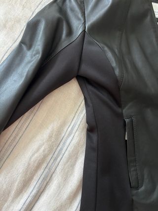 Cazadora Piel Trussardi Negra